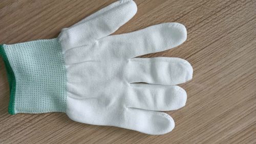 Găng tay chống tĩnh điện ESD sợi carbon